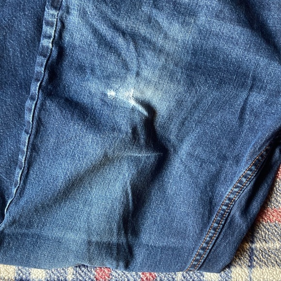 Old Navy Loose Fit Blue Jeans - Picture 3 of 4
